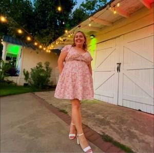 Meet your Posher, Abigail